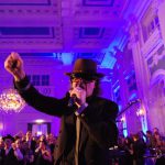 Udo Lindenberg Double Karsten Bald als Top-Act im großen Saal des Kempinski-Hotels, Hamburg